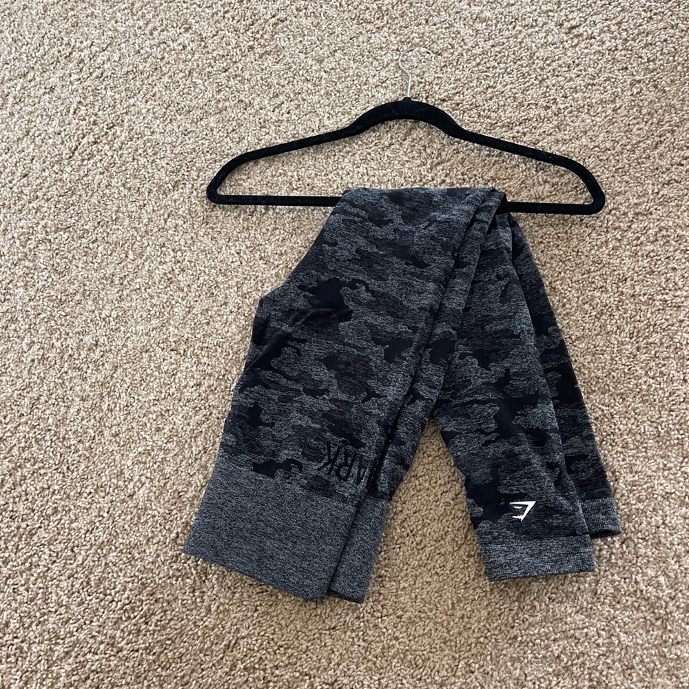 Gymshark camo leggings size small